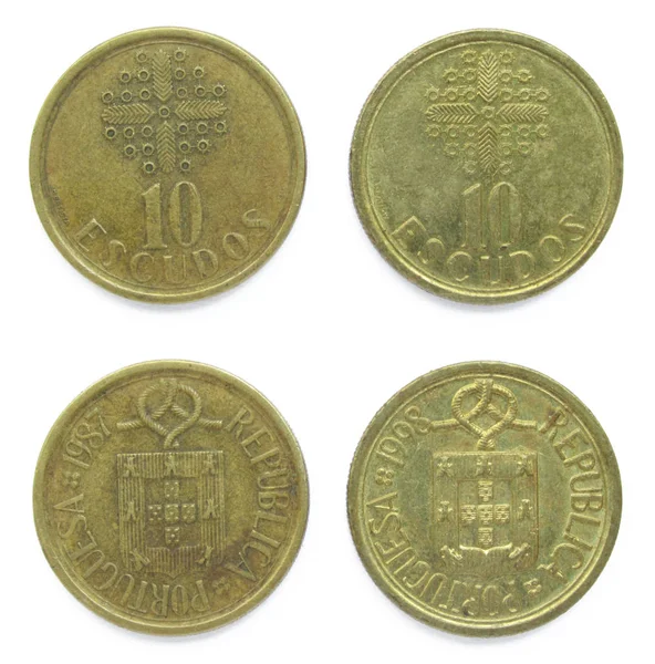Soubor 2 (dva) různé roky portugalština 10 (deset) Escudos niklu mosazných mincí šarže 1987, 1998 roku, Portugalsko. Mince jsou znakem portugalského znaku Portugalska. — Stock fotografie