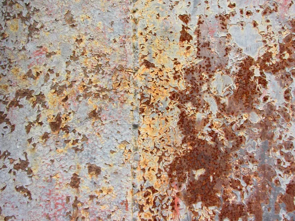 Old painted zinc sheets. Iron overpainted surface rust. — Stock Photo, Image