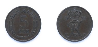 Danimarka 5 (beş) Cevher 1965 yıl bronz sikke, Danimarka. Sikke Danimarka Kralı Frederick Ix ve Crown bir monogram gösterir.