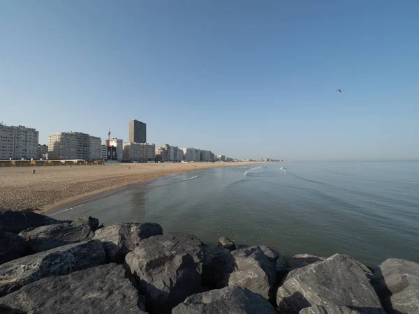 The skyline of Ostend, seen from the Western Strekdam. — Stock Photo, Image