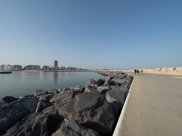 O horizonte de Ostende, visto do oeste de Strekdam . — Fotografia de Stock