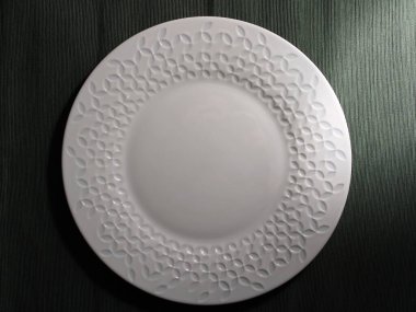 Masa tabaklarının farklı tasarım ve şekillerdeki fotoğrafları.