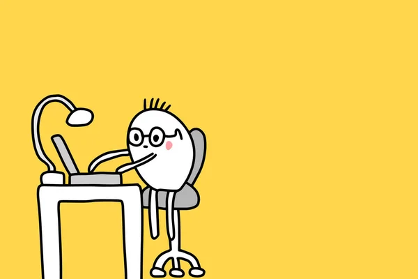 Sevimli serbest karikatür adam evde oturan ya da dizüstü ile ofiste. Gözlüklü hipster. Nerd el çizilmiş illüstrasyon.