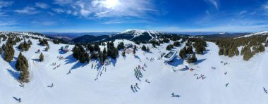 Kopaonik, Sırbistan - 10 Mart 2019: Panoramik Kopaonik dağ