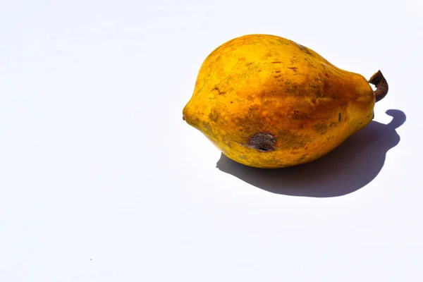 Frutto Della Pesca Sian Colore Giallo Isolato Fondo Bianco Frutta — Foto Stock