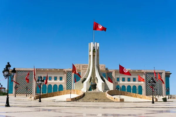 Ayuntamiento y Monumento a la Plaza Kasbah en Túnez, Túnez — Foto de Stock