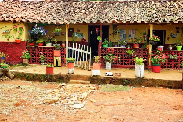 Traditioneel huis in Mesa de Los Santos, Colombia — Stockfoto