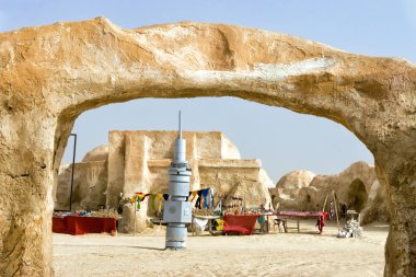 Tunus Ong Jemel Star Wars Yer