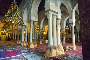 Kairouan, Tunus'taki Ulu Cami'nin görünümü. 