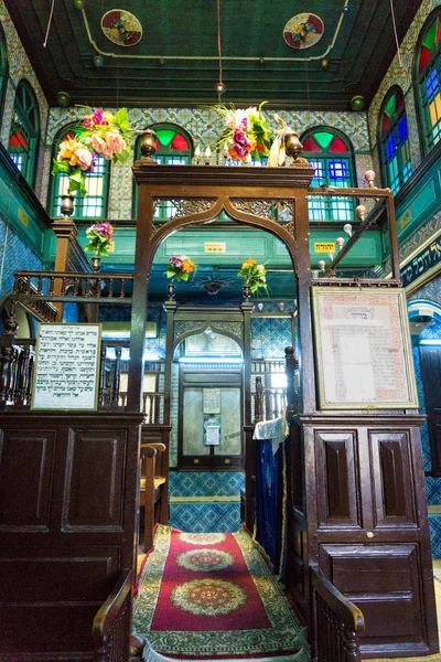 Bela decoração na sinagoga El Ghriba em Houmt Souk, T — Fotografia de Stock