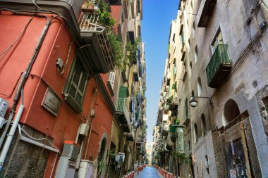 Napoli, İtalya'da Sokakta Geleneksel Mimari