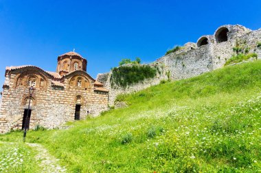 Berat, Arnavutluk'taki Holy Trinity Kilisesi