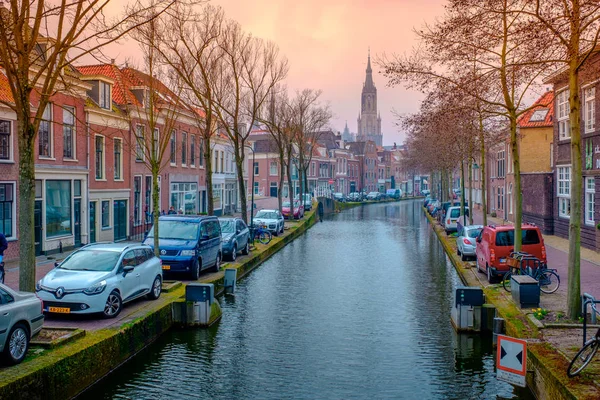 Vue Soir Sur Canal Église Delft Près Amsterdam Ville Hollandaise — Photo