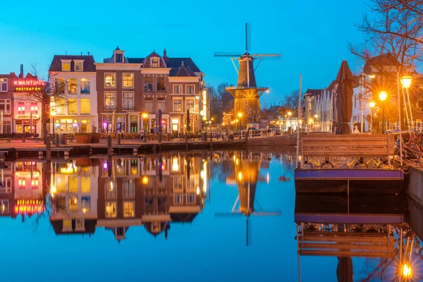 Architecture April 2018 Leiden View City Channel Boats Mill Sunset — Stock Photo, Image
