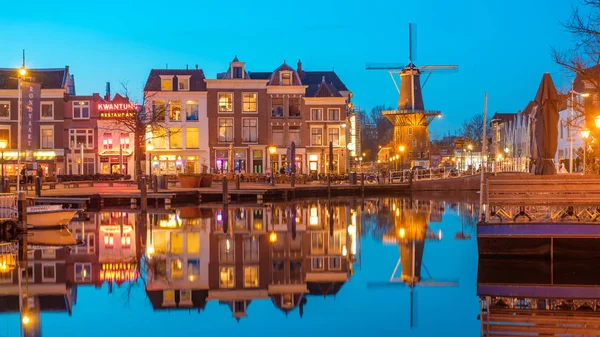 Architecture April 2018 Leiden View City Channel Boats Mill Sunset — Stock Photo, Image