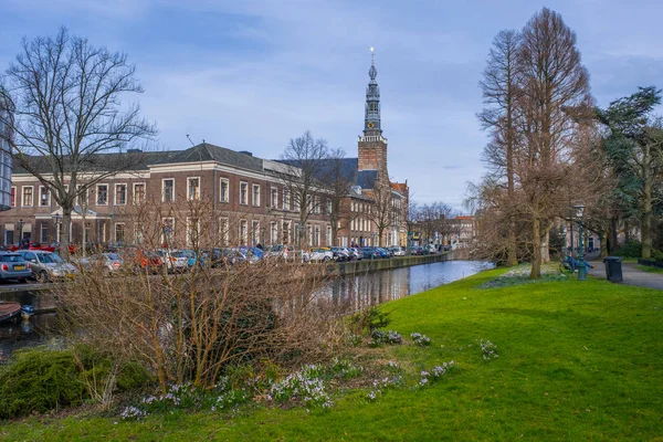 Leiden Nizozemsko Dubna 2018 Zelený Park Nizozemská Architektura Ulici Vodním — Stock fotografie