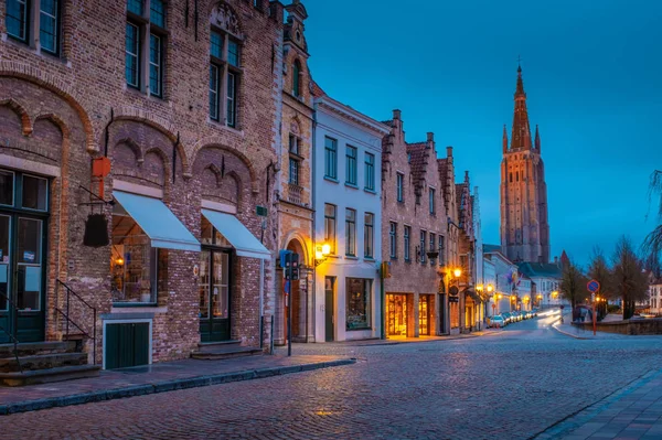 Βράδυ Στους Δρόμους Της Bruges Μετά Βροχή Προβολή Της Νύχτας — Φωτογραφία Αρχείου