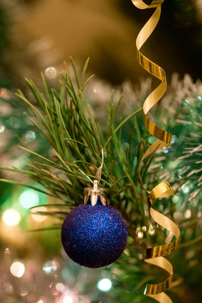 Adorno Navidad Bola Azul Abeto Festivo —  Fotos de Stock
