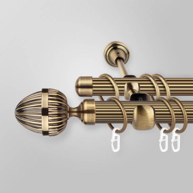 Gri arka planda koni şekilli metal sonlu perde