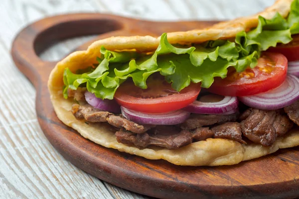 Fresh Homemade Pita Sandwich Roasted Meat Tomato Onion Lettuce Wooden — Stock Photo, Image