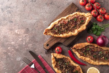 berbat masada Tasty Turkish pide üst görünümü