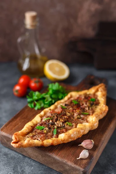 Close Tasty Turkish Pide Wooden Board — Stock Photo, Image