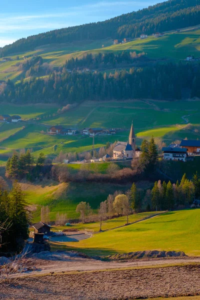 Paesaggio Paesaggistico Montagna Nella Verde Valle Dell Alto Adige Italia — Foto Stock