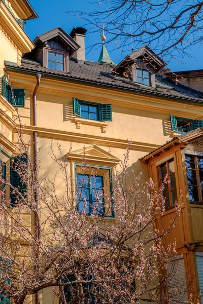 Landskap Gammalt Klosterbyggnad Gatan Townen Brixen Södra Tyrol Italien Europa — Stockfoto