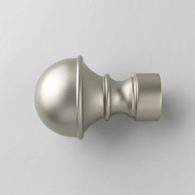 Gri arka planda tasarlanmış Metal perde kutup ucu