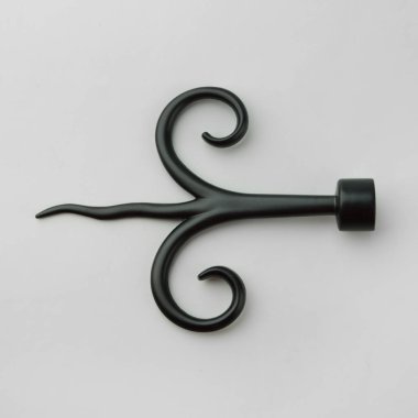 Gri arka planda perde saçak için bitki şeklinde Vintage siyah finial