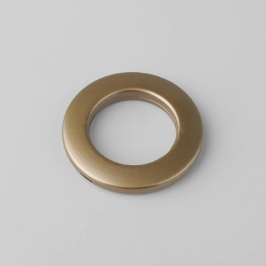 Gri arka planda korniş sabitleme için perde grommet halka