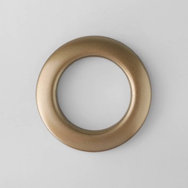 Gri arka planda korniş sabitleme için perde grommet halka