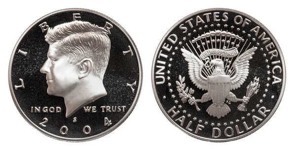 50 відсотка Half долар США монети, ізольовані на білому фоні — стокове фото