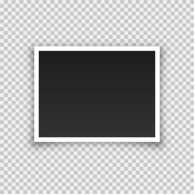 Boş vektör fotoğraf çerçevesi trendy gerçekçi tasarım izole. Gölgeile saydam arka planda vektör retro fotoğraf resmi.