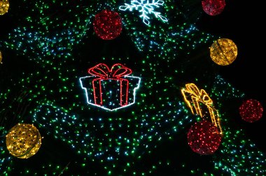 Yeşil Noel geçmişi. Şenlikli dekorasyonlar