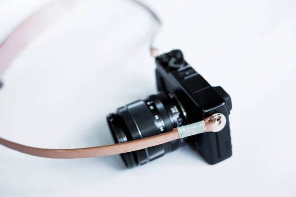 Pulseira Câmera Sem Espelho Couro Com Trabalho Artesanal Rosca Fundo — Fotografia de Stock