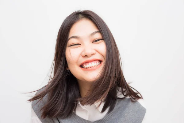 白い背景に幸せを感じる笑顔ファッション アジア美人 — ストック写真