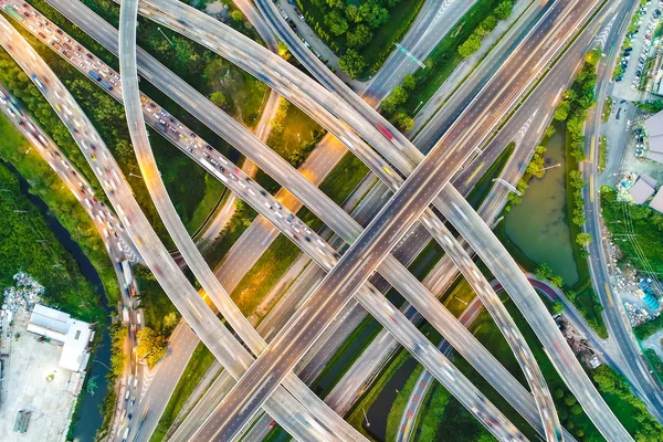 Staden Junction Logga Trafik Vägen Med Bil Rörelse Transportkoncept — Stockfoto