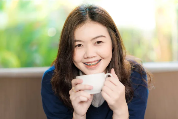 Beautiful Asian Women Drinking Hot Coffee Sitting Vintage Sofa Cafe — Stock Photo, Image