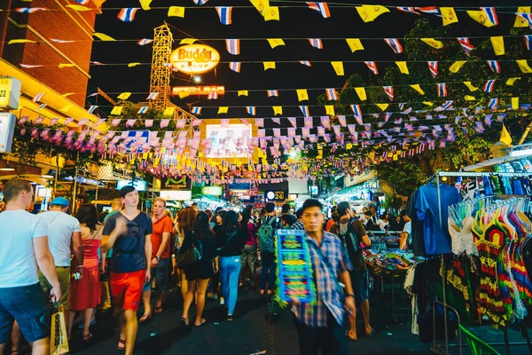 Bangkok Thailand Febuary 2015 Tourist People Enjoying Khao San Road — Stock Photo, Image