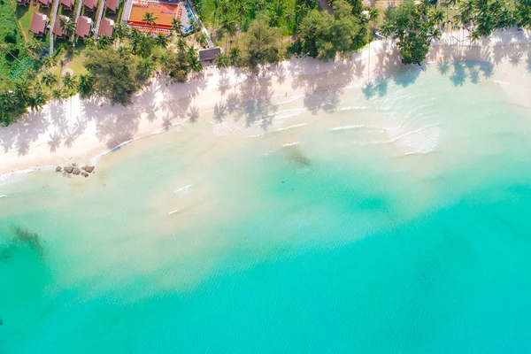 Widok Lotu Ptaka Sielankowy Białe Morze Piasek Plaża Turkus Wody — Zdjęcie stockowe