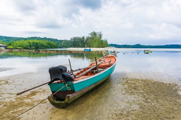 Dřevěná Rybolovu Loď Moře Pláže Prázdné Moře Pobřeží — Stock fotografie