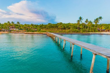 Ahşap köprü pastoral deniz plaj turkuaz su doğa deniz manzarası