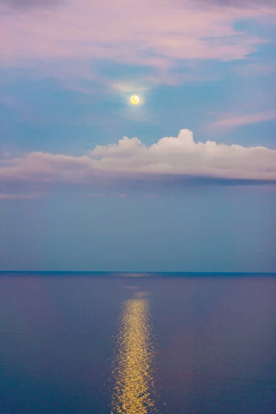 Drammatice Cielo Tramonto Cielo Sera Mare Vacanza Sfondo — Foto Stock