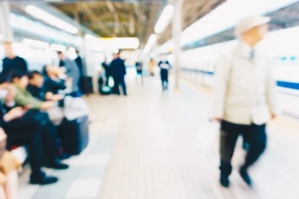 Onscherpe Achtergrond Mensen Opschieten Wandelen Treinstation Vervoer Concept — Stockfoto