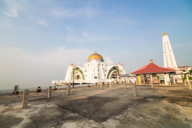 Melaka centrlal mescid selat denizde, Malezya