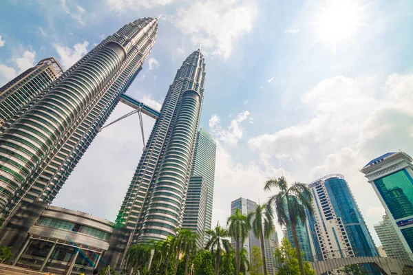 Башня Близнец Petronas Куалалумпуре Малайзия — стоковое фото