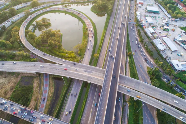 Vista Aérea Para Baixo Vista Intersecção Transporte Urbano Veículo Rodoviário — Fotografia de Stock