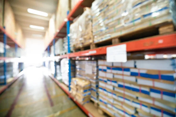 Warehouse Business Industry onscherpe achtergrond met doos op plank — Stockfoto