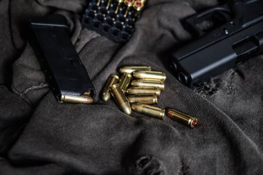 Polimer yarı otometik 9mm top tam metal ceket mermi ile 